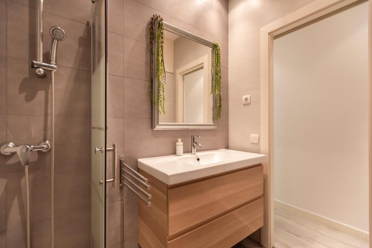 Pere Serafi 2 Bedroom Apartment Barcelona Zewnętrze zdjęcie