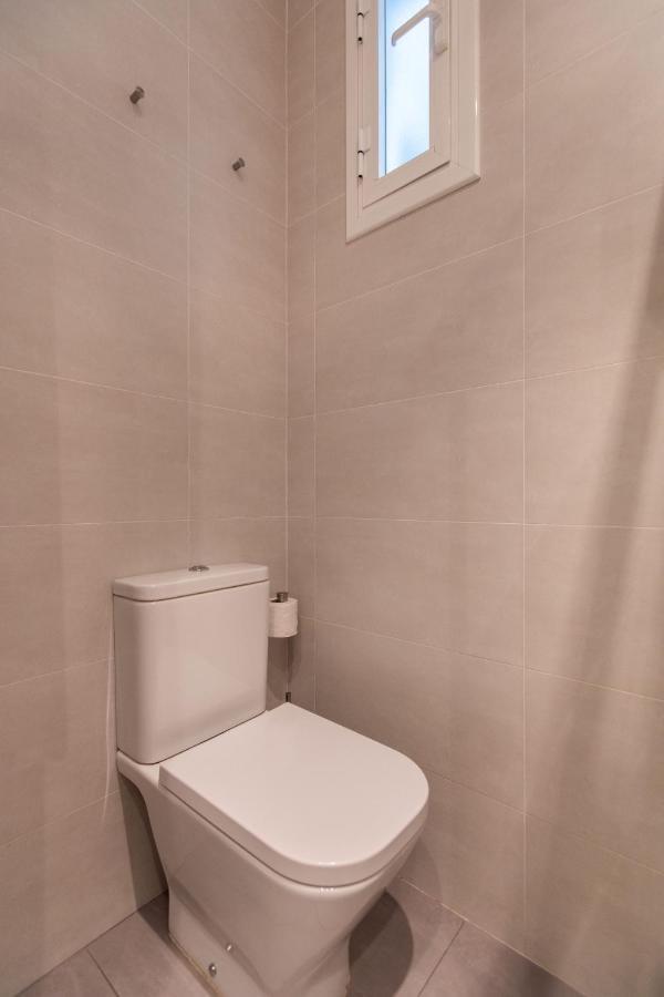 Pere Serafi 2 Bedroom Apartment Barcelona Zewnętrze zdjęcie