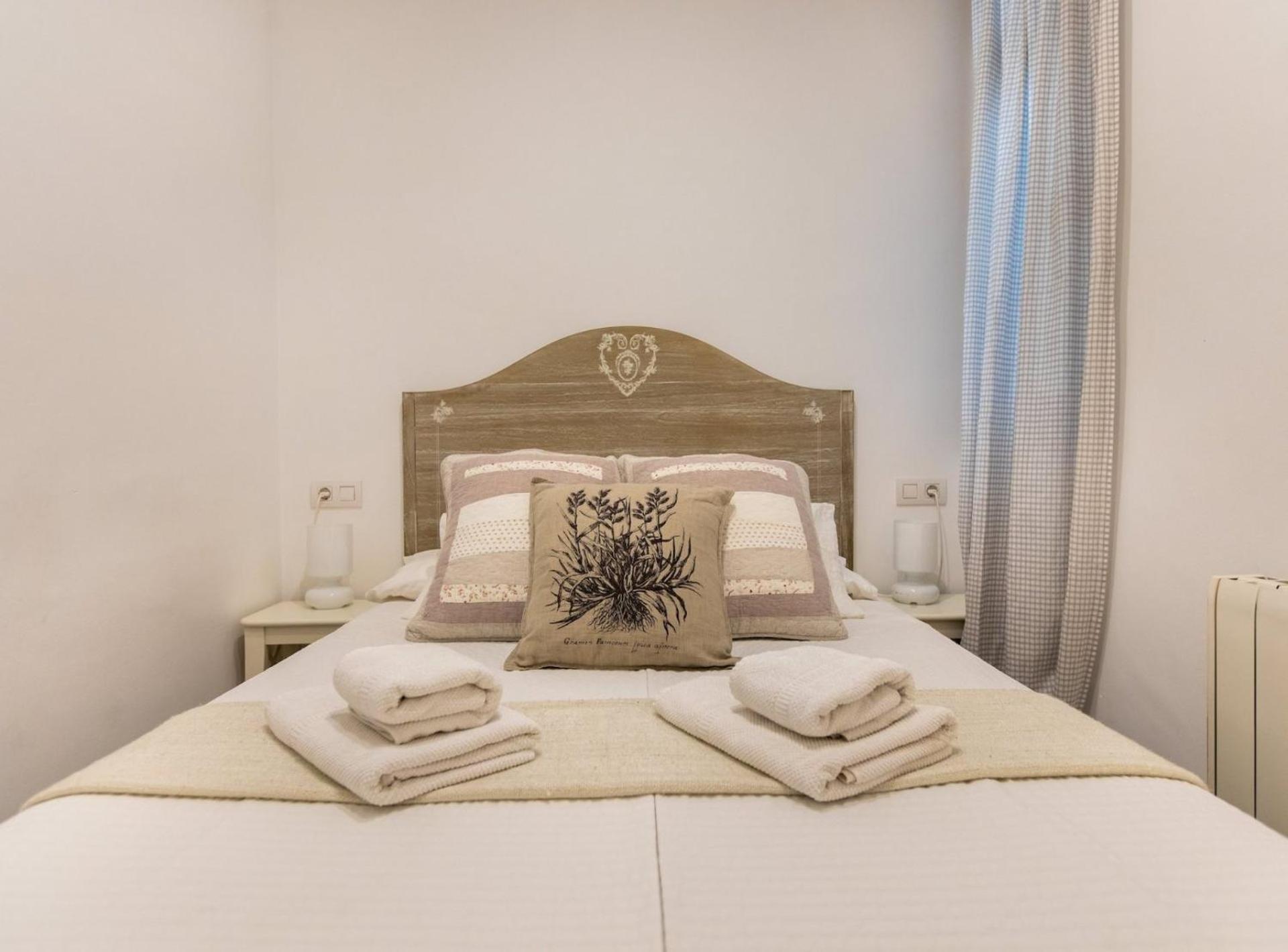 Pere Serafi 2 Bedroom Apartment Barcelona Zewnętrze zdjęcie